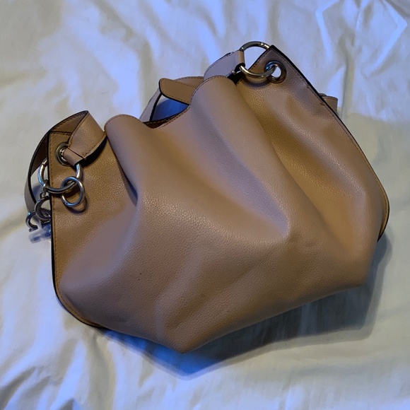 Guess Tan Faux Leather Roomy Bag Purse - Picture 8 of 16